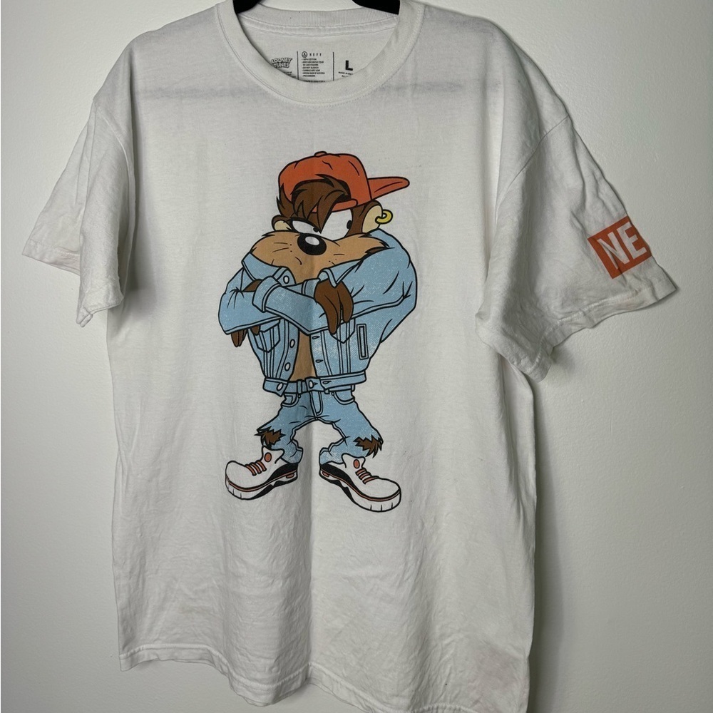 Neff Looney Tunes Taz Single Sided Black Men's T-Shirt Size large